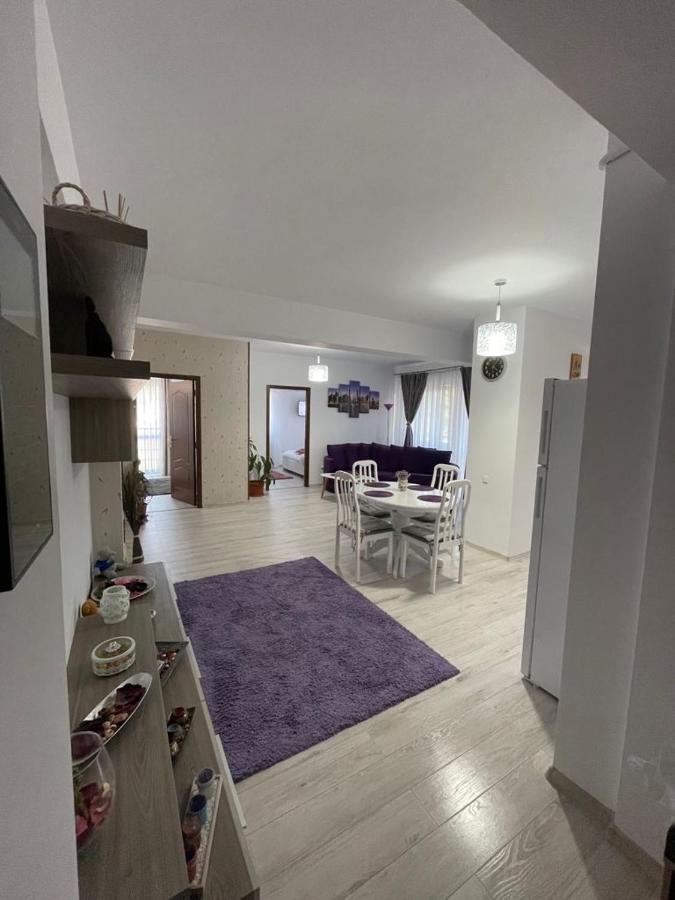 Deny'S Apartament Гура-Гуморулуй Экстерьер фото
